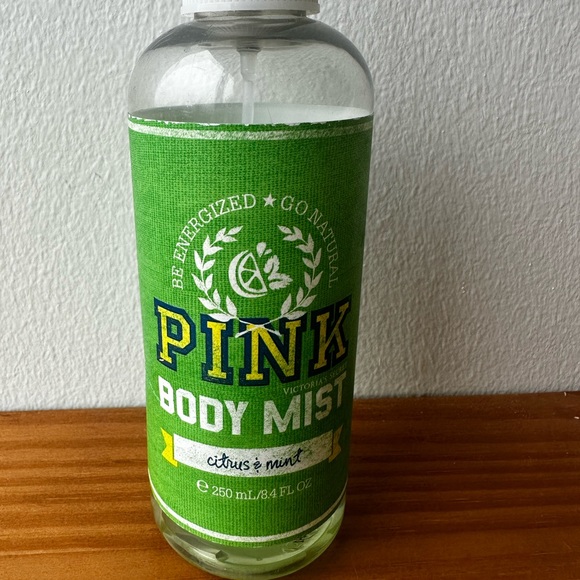 PINK Victoria’s Secret Body Mist Citrus and Mint One Size 8.4 FL OZ - Picture 2 of 6